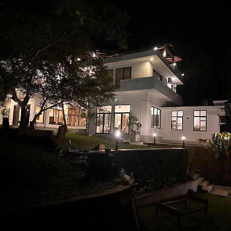 Mangrove Escapes Resort Бентота Экстерьер фото