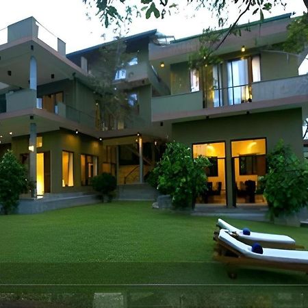 Mangrove Escapes Resort Бентота Экстерьер фото
